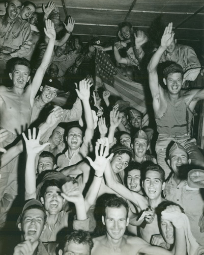 Aomori camp Allied POWs cheer